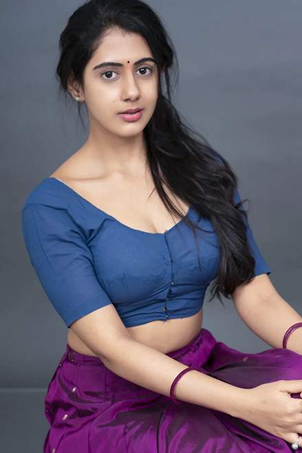 Swati Mumbai housewife Escorts